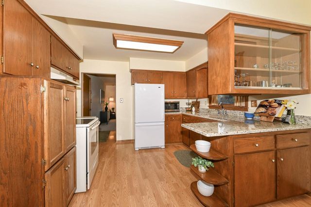 4845 Langlade DRIVE, New Berlin, WI 53151