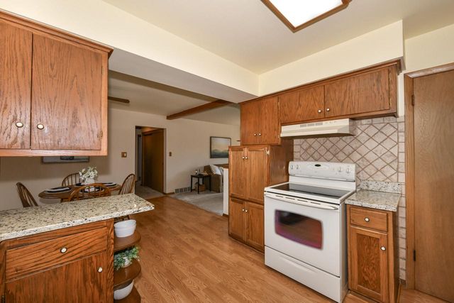 4845 Langlade DRIVE, New Berlin, WI 53151
