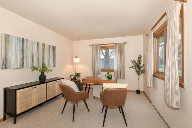 4845 Langlade DRIVE, New Berlin, WI 53151