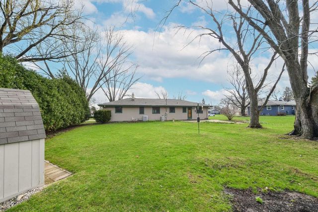 4845 Langlade DRIVE, New Berlin, WI 53151