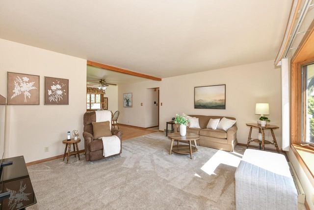 4845 Langlade DRIVE, New Berlin, WI 53151