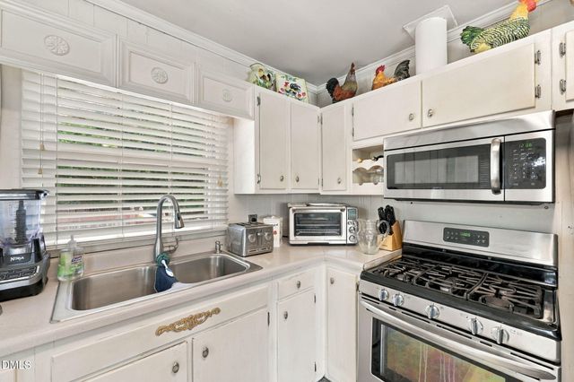 625 Holly Street, Burlington, NC 27217