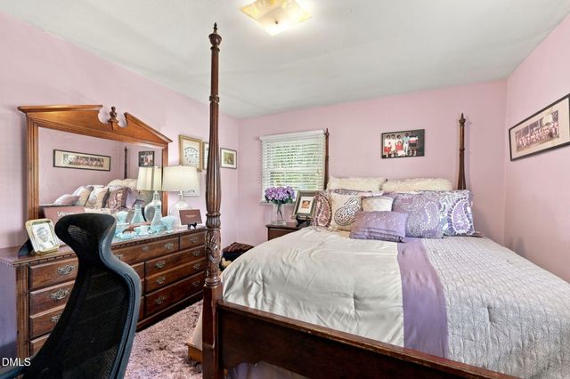 625 Holly Street, Burlington, NC 27217