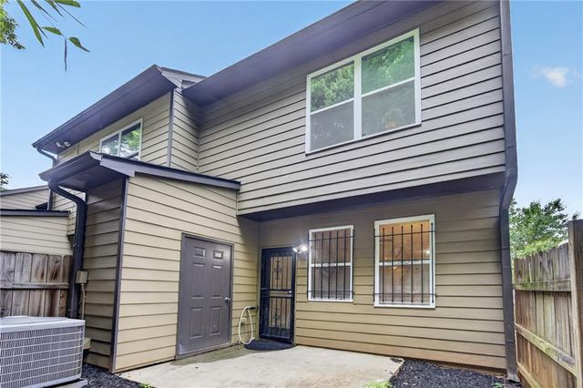 1406 Bayrose Circle, East Point, GA 30344