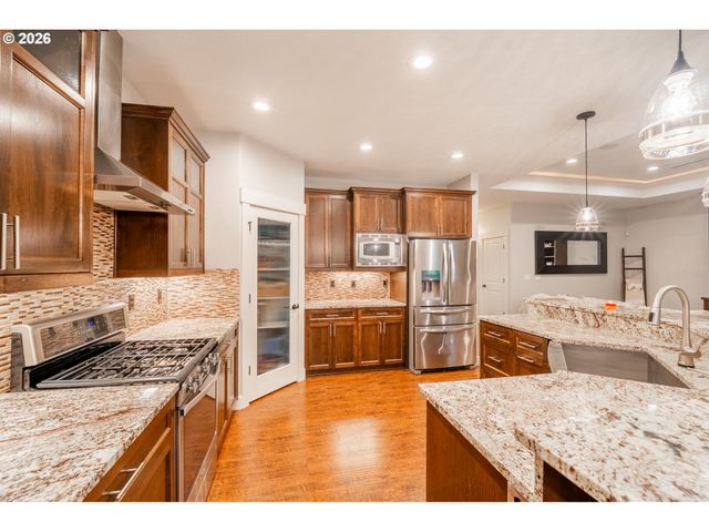 314 MOUNTAIN VISTA Ave, Salem, OR 97306