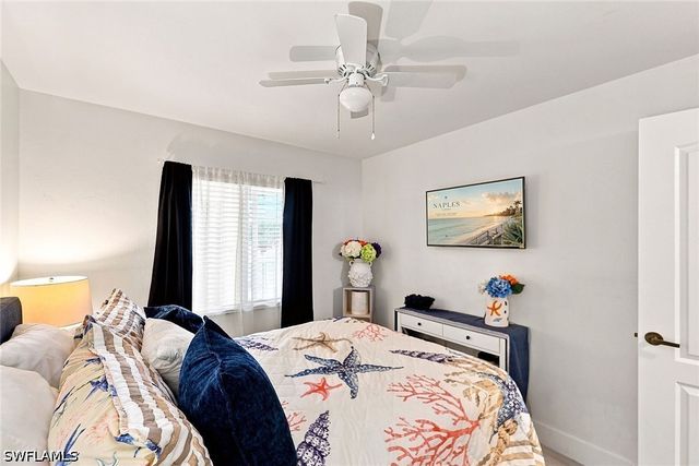 7360 Glenmoor LN 205, Naples, FL 34104
