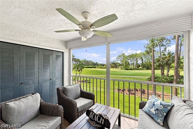 7360 Glenmoor LN 205, Naples, FL 34104