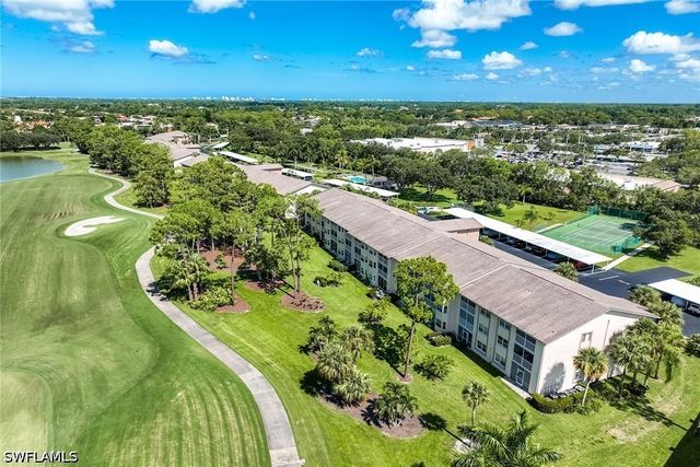 7360 Glenmoor LN 205, Naples, FL 34104