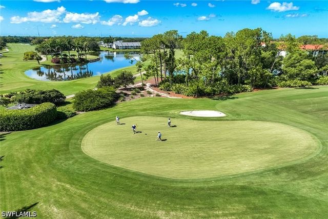 7360 Glenmoor LN 205, Naples, FL 34104