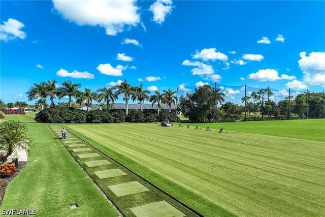 7360 Glenmoor LN 205, Naples, FL 34104