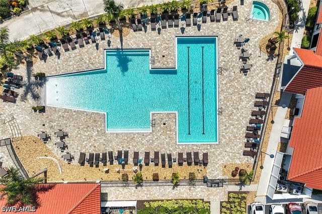 7360 Glenmoor LN 205, Naples, FL 34104