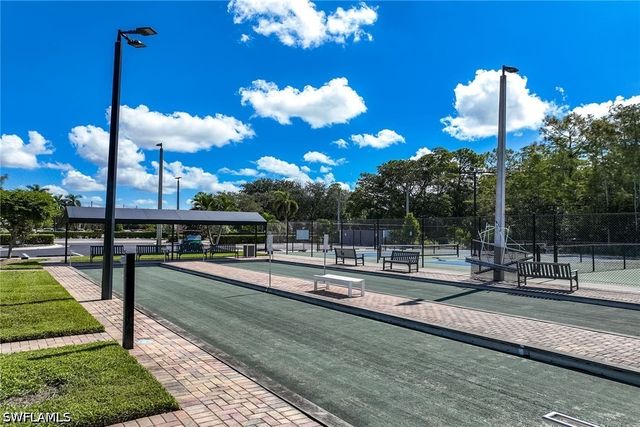 7360 Glenmoor LN 205, Naples, FL 34104