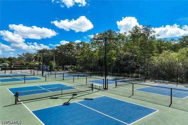 7360 Glenmoor LN 205, Naples, FL 34104
