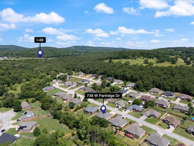 739 W Partridge Drive, Fayetteville, AR 72701