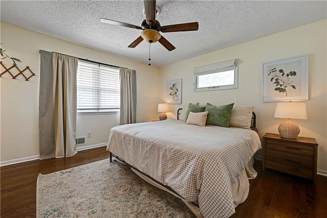 5131 Goodman Lane, Overland Park, KS 66202