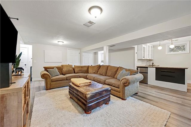 5131 Goodman Lane, Overland Park, KS 66202