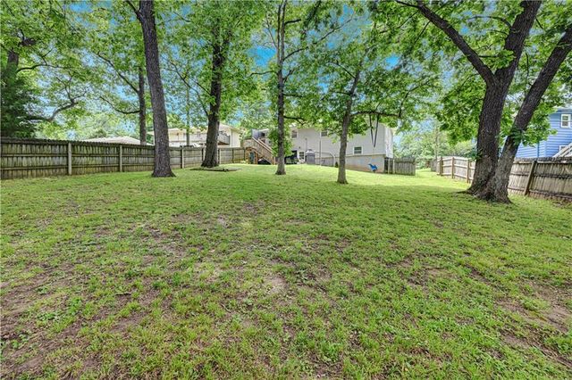 5131 Goodman Lane, Overland Park, KS 66202