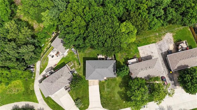 5131 Goodman Lane, Overland Park, KS 66202