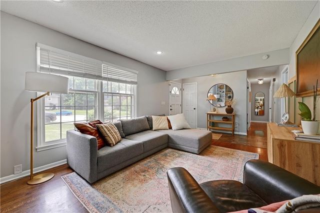 5131 Goodman Lane, Overland Park, KS 66202