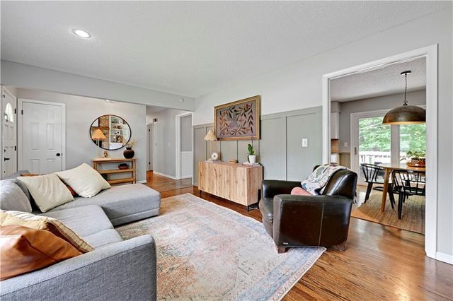 5131 Goodman Lane, Overland Park, KS 66202