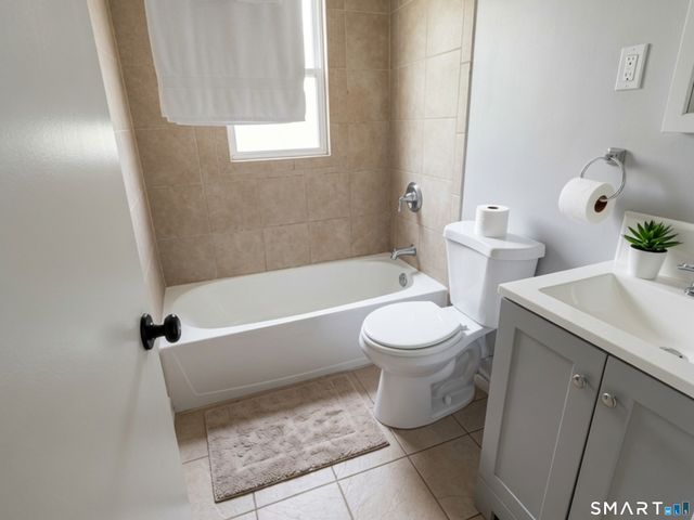 7 Bostwick Place 2, New Milford, CT 06776