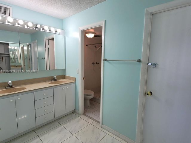 401 Golden Isles Dr 1114, Hallandale Beach, FL 33009