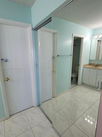 401 Golden Isles Dr 1114, Hallandale Beach, FL 33009