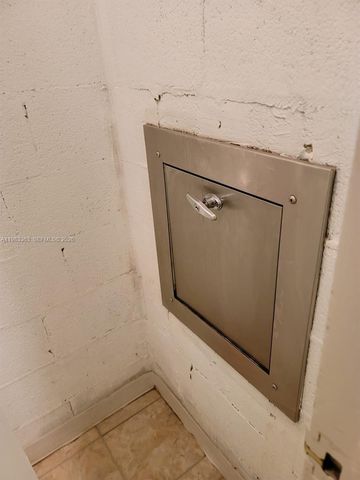 401 Golden Isles Dr 1114, Hallandale Beach, FL 33009