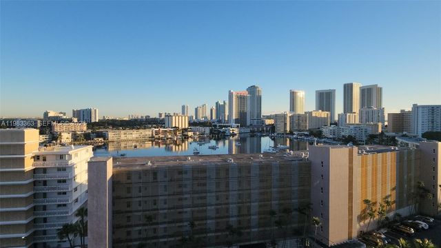 401 Golden Isles Dr 1114, Hallandale Beach, FL 33009