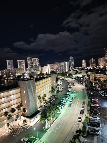 401 Golden Isles Dr 1114, Hallandale Beach, FL 33009