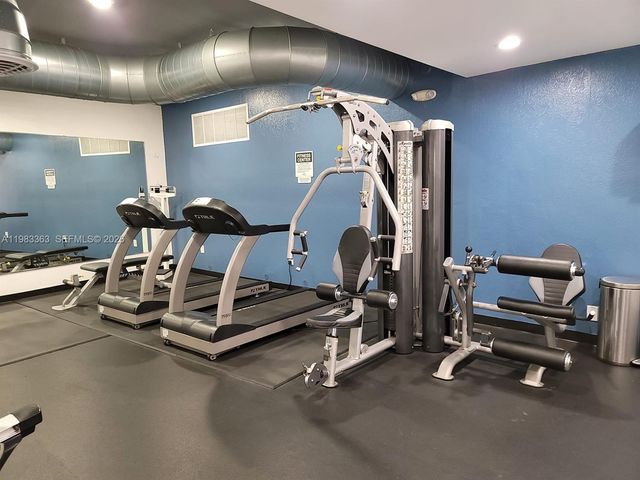 401 Golden Isles Dr 1114, Hallandale Beach, FL 33009