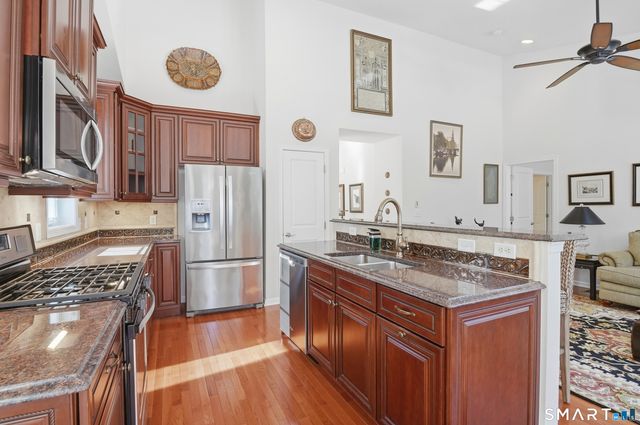 17 White Oak Drive 17, Prospect, CT 06712