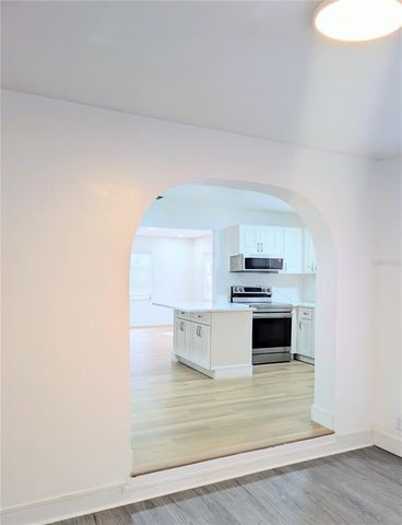 1212 E CRAWFORD STREET, Tampa, FL 33604