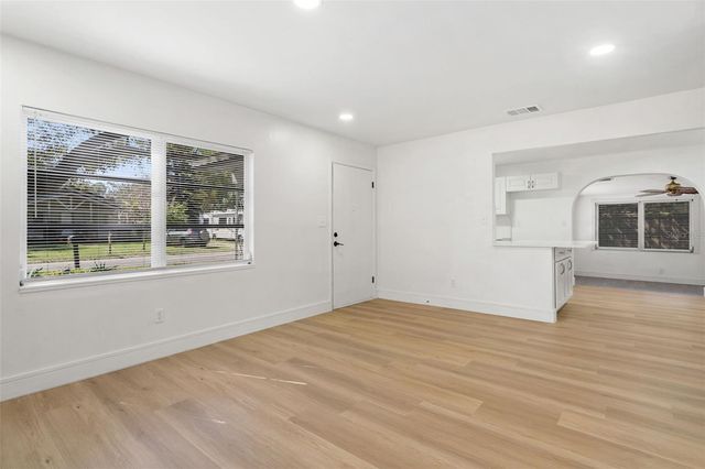 1212 E CRAWFORD STREET, Tampa, FL 33604