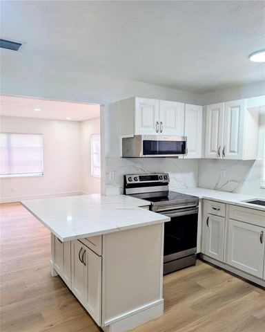 1212 E CRAWFORD STREET, Tampa, FL 33604