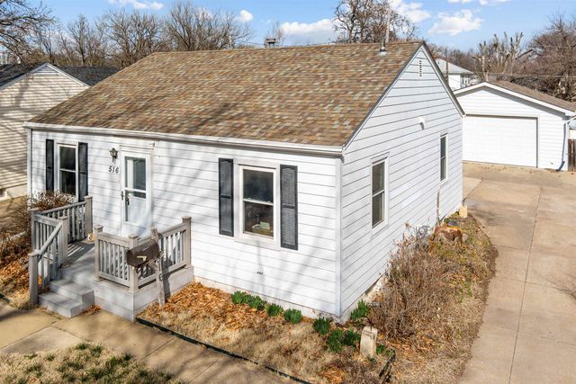 516 W Kirwin Ave, Salina, KS 67401