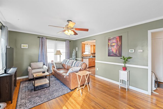 516 W Kirwin Ave, Salina, KS 67401