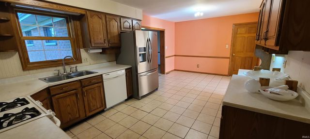 1282 E Meadowbrook Drive, Lafayette, IN 47905