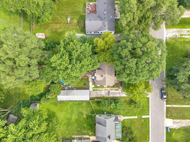 1206 Sycamore Street, Crown Point, IN 46307