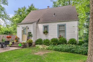 1206 Sycamore Street, Crown Point, IN 46307
