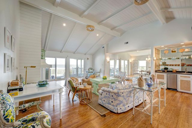 5113 Oleander Street, Seabrook, TX 77586