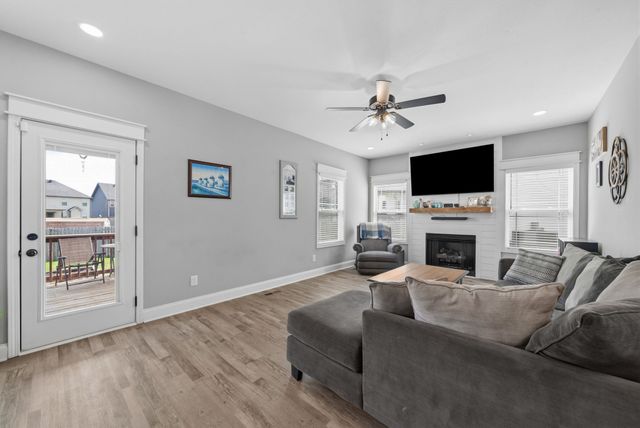 1033 Harrison Way, Clarksville, TN 37042