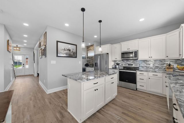 1033 Harrison Way, Clarksville, TN 37042