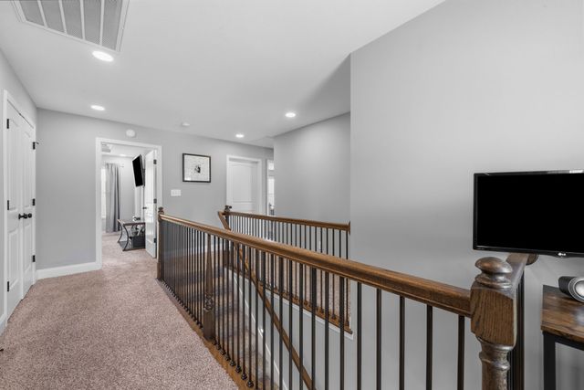 1033 Harrison Way, Clarksville, TN 37042