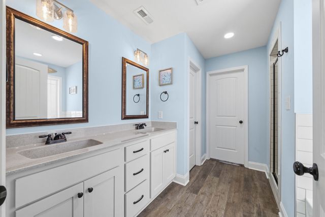 1033 Harrison Way, Clarksville, TN 37042