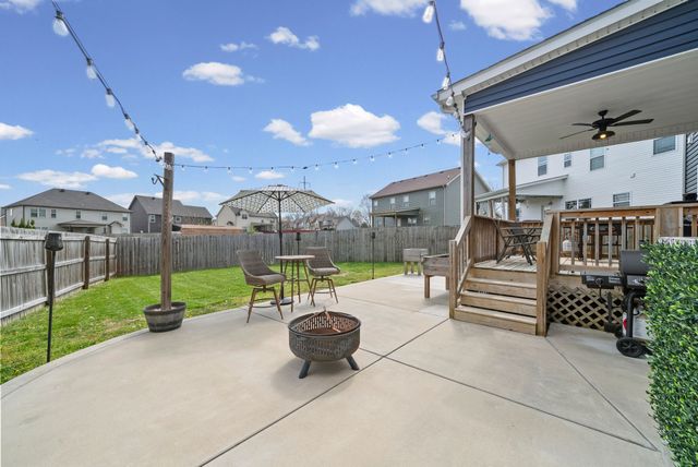 1033 Harrison Way, Clarksville, TN 37042