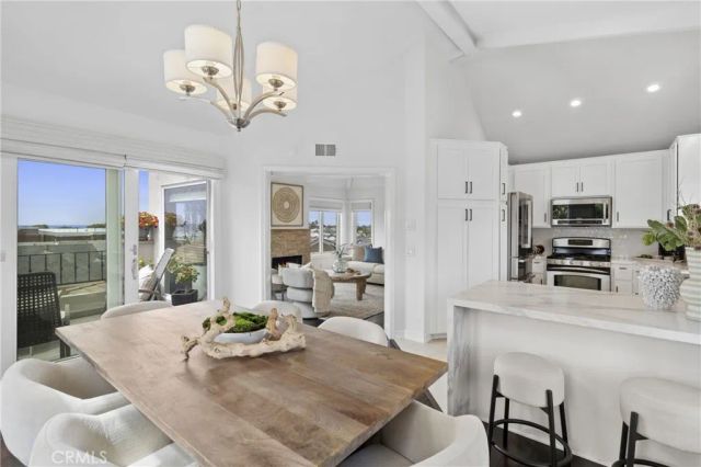 423 Poppy, Corona Del Mar, CA 92625