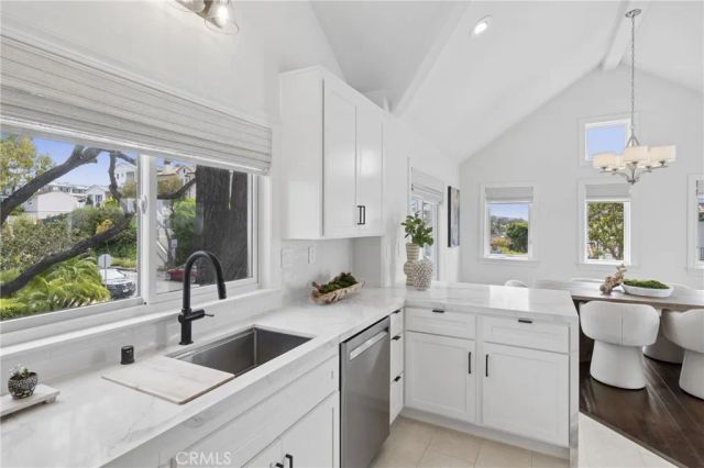 423 Poppy, Corona Del Mar, CA 92625