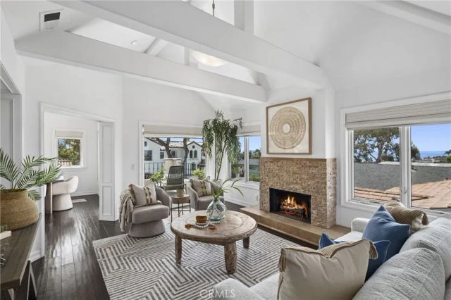 423 Poppy, Corona Del Mar, CA 92625