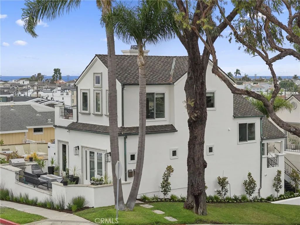 423 Poppy, Corona Del Mar, CA 92625